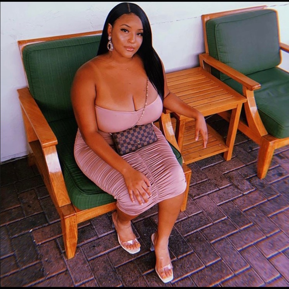 Meet your Posher, Toni